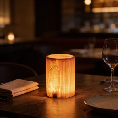 Lampe de table LED rechargeable en bois
