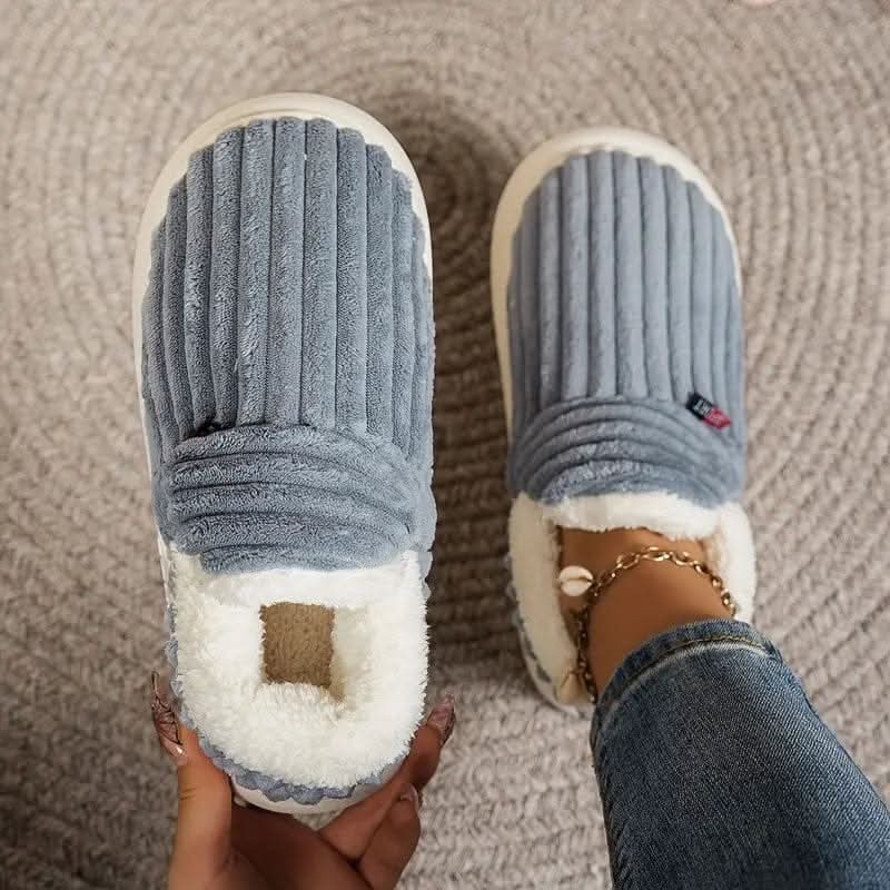 Chaussons bottillons en velours côtelé doublés polaire