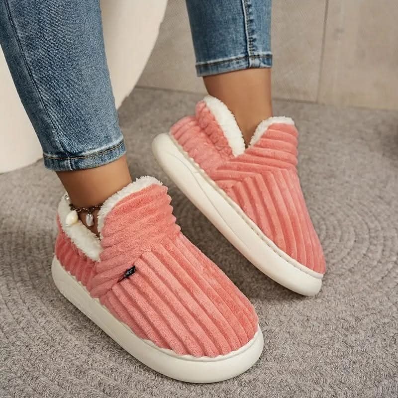 Chaussons bottillons en velours côtelé doublés polaire