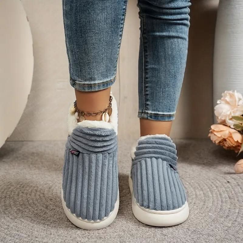 Chaussons bottillons en velours côtelé doublés polaire
