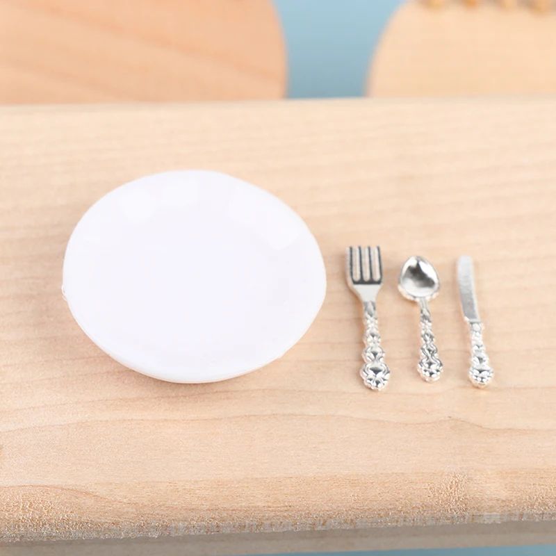 Vaisselle miniature 1:12 avec assiette et couverts, 4 pièces