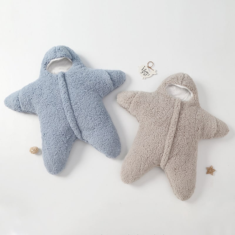 Couverture bébé en étoile à capuche et doublure coton