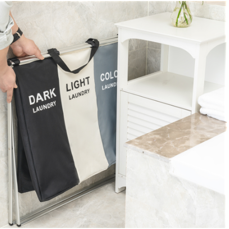 Panier à linge pliable à trois compartiments et structure aluminium