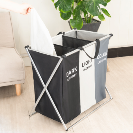 Panier à linge pliable à trois compartiments et structure aluminium