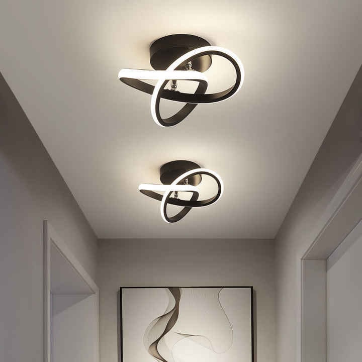 Plafonnier LED à anneaux géométriques superposés