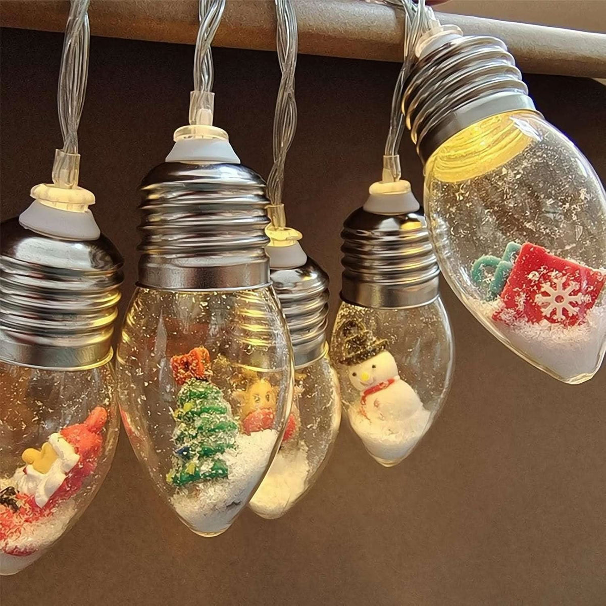 Guirlande LED de Noël à ampoules décoratives avec figurines