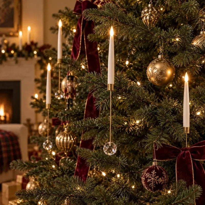 Bougies LED de sapin à suspendre avec ornements décoratifs