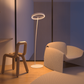 Lampadaire LED à tête annulaire orientable et télécommande