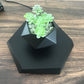 Pot de plante en lévitation magnétique avec base hexagonale
