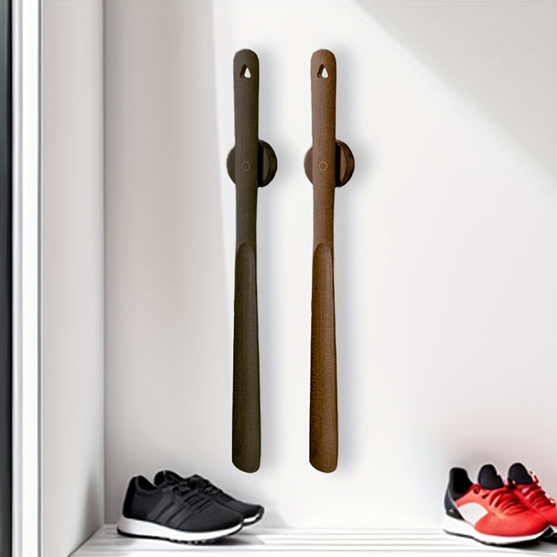 Chausse-pied long en bois avec support mural magnétique