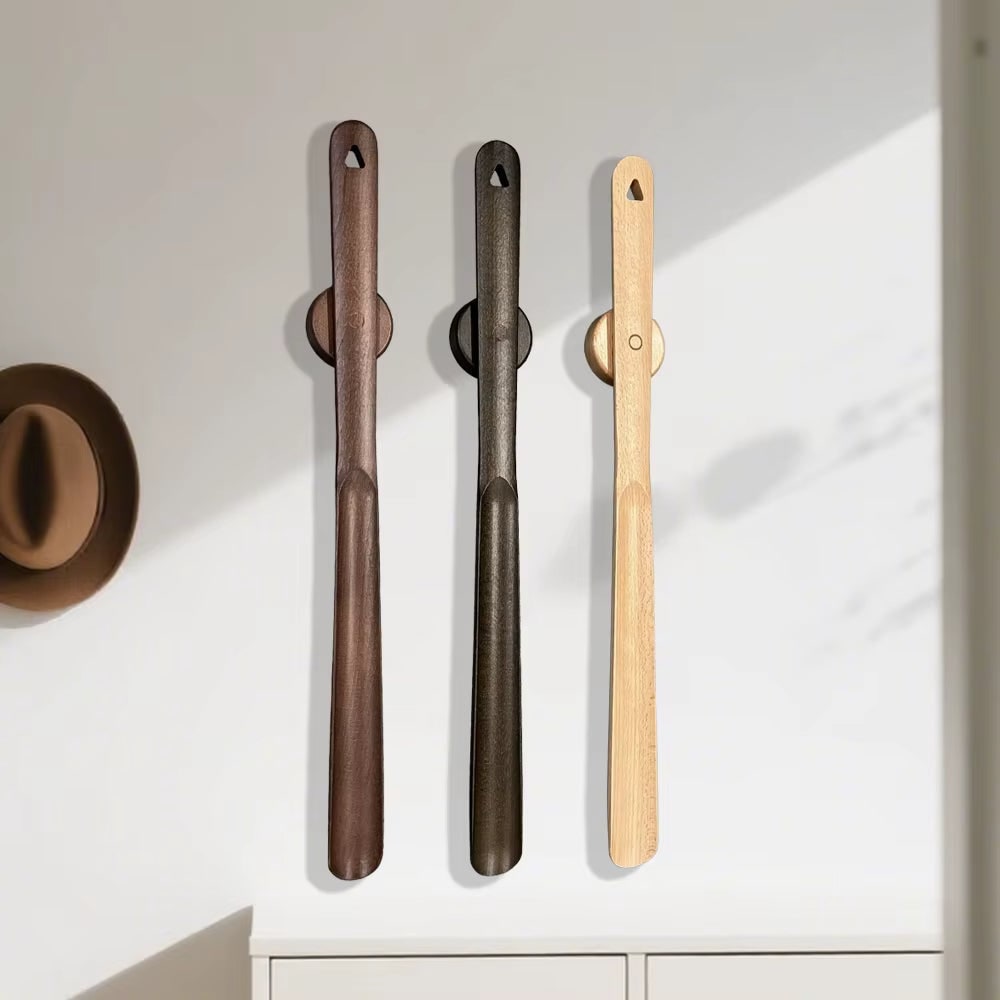 Chausse-pied long en bois avec support mural magnétique