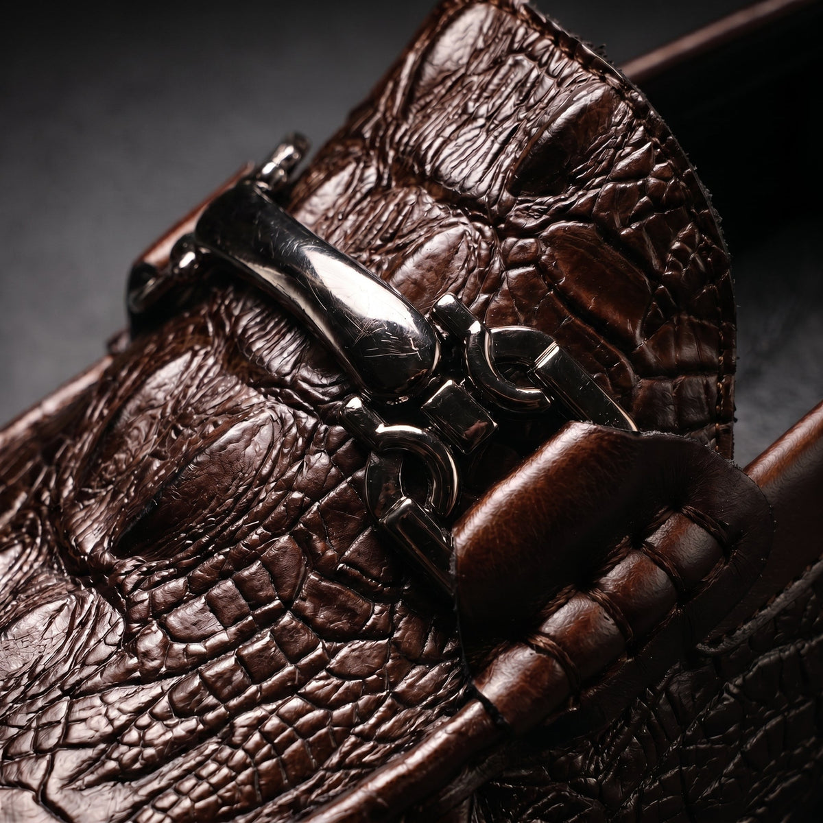 Mocassins homme en similicuir effet crocodile avec mors métallique