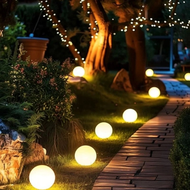 Globe lumineux extérieur portable à lumière chaude