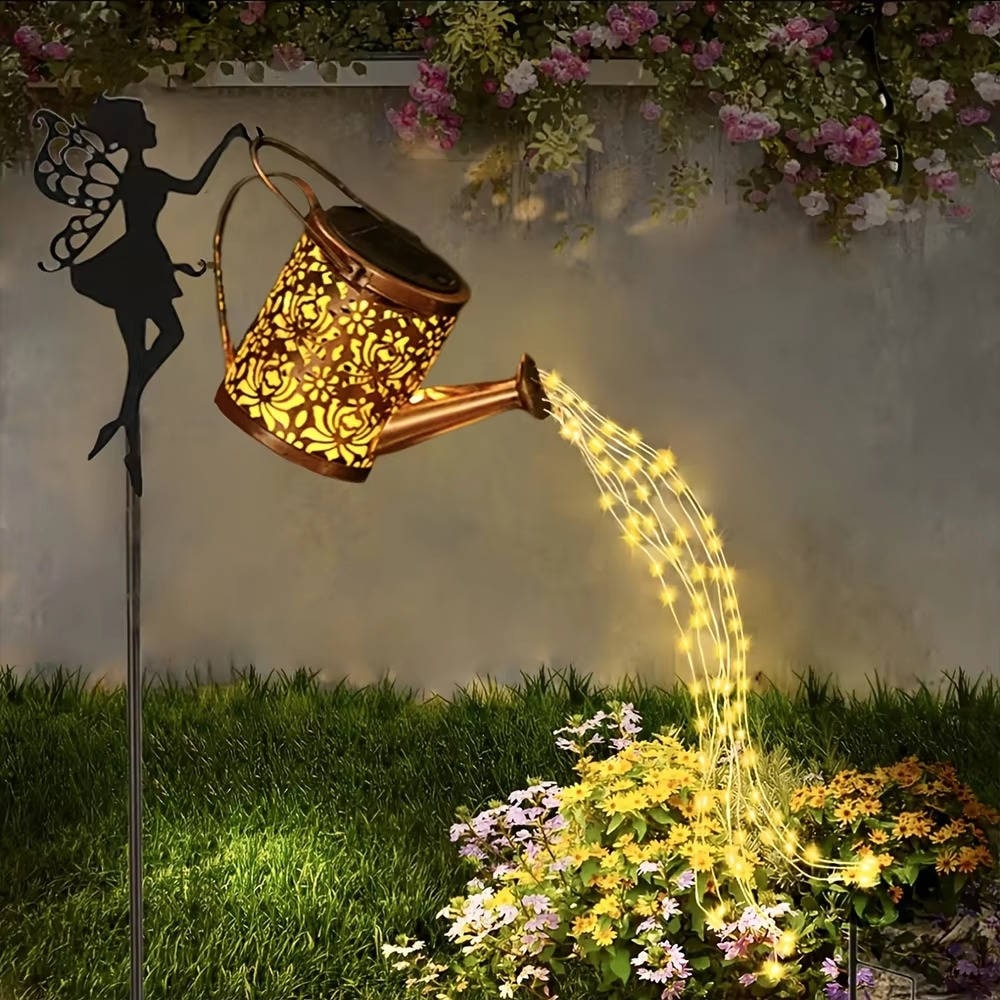 Lampe solaire de jardin en forme d'arrosoir à guirlande lumineuse
