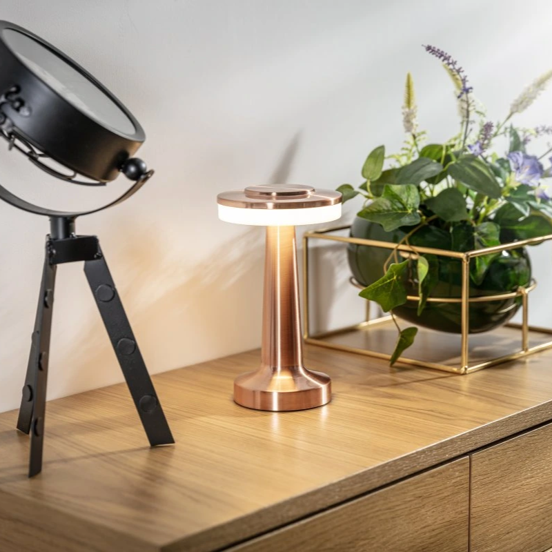 Lampe de table rechargeable rétro avec variateur