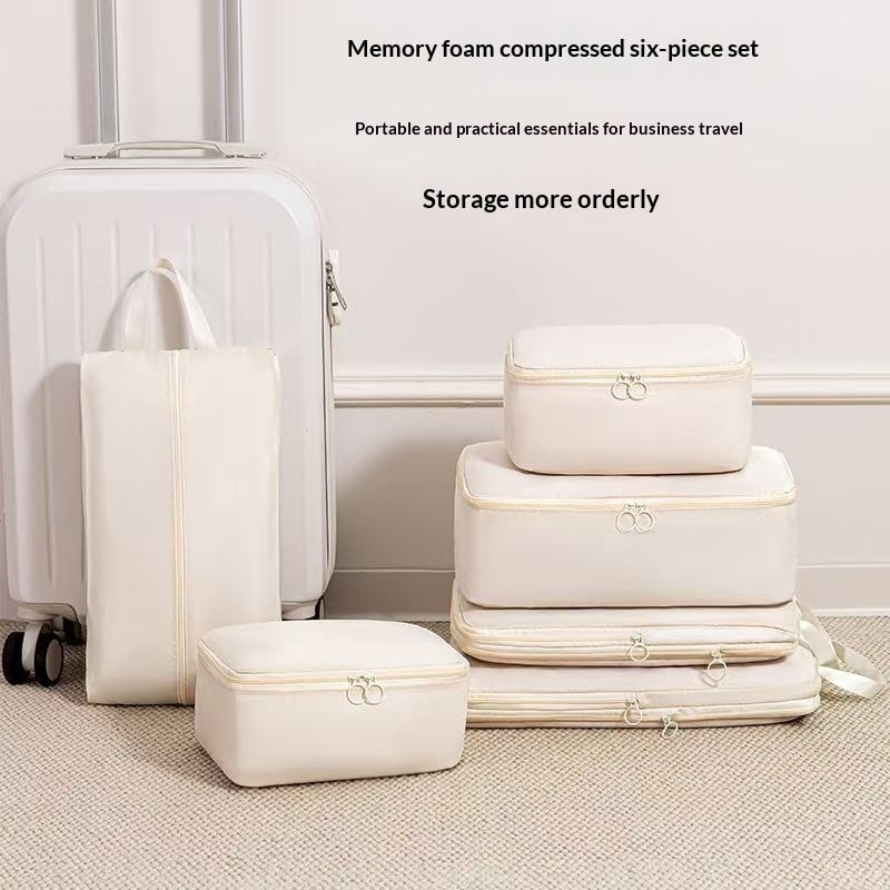 Lot de six ou huit organiseurs de valise en polyester