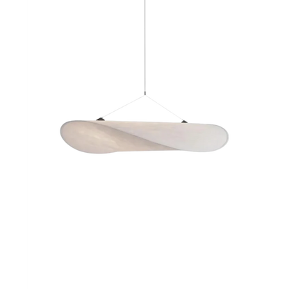 Suspension à abat-jour ondulé et lumière diffuse