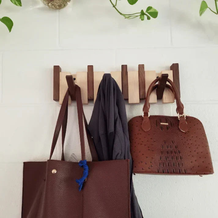 Porte-manteau mural avec 4, 6 ou 8 crochets rabattables