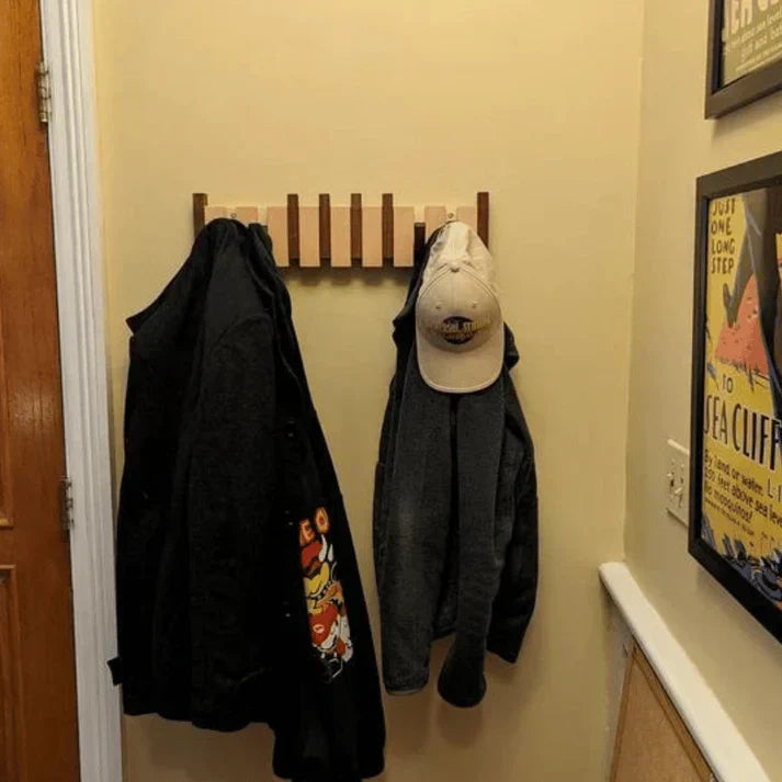 Porte-manteau mural avec 4, 6 ou 8 crochets rabattables