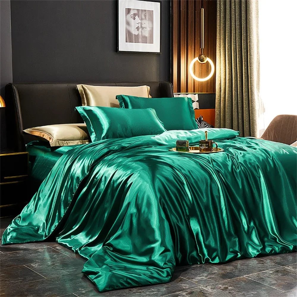 Parure de lit en satin avec housse de couette et taies