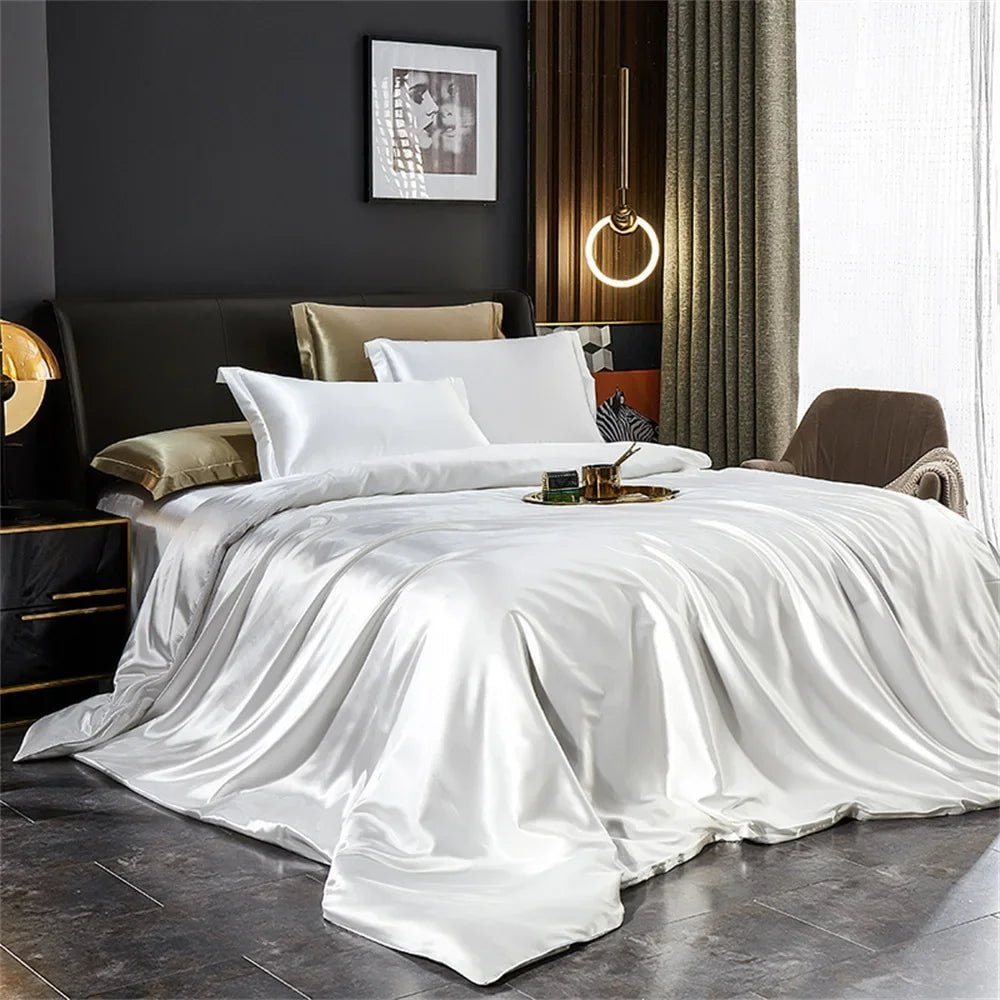 Parure de lit en satin avec housse de couette et taies