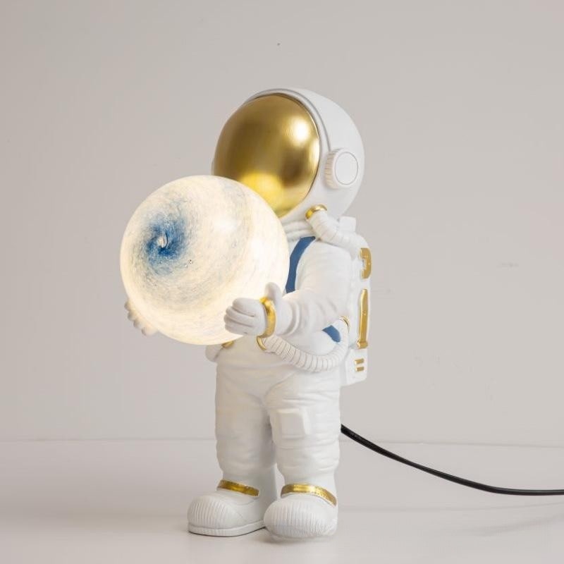 Lampe de chevet astronaute avec globe lumineux