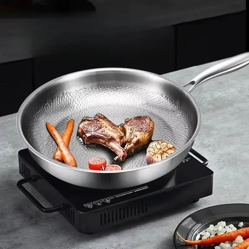 Poêle en acier inoxydable à intérieur martelé, compatible induction