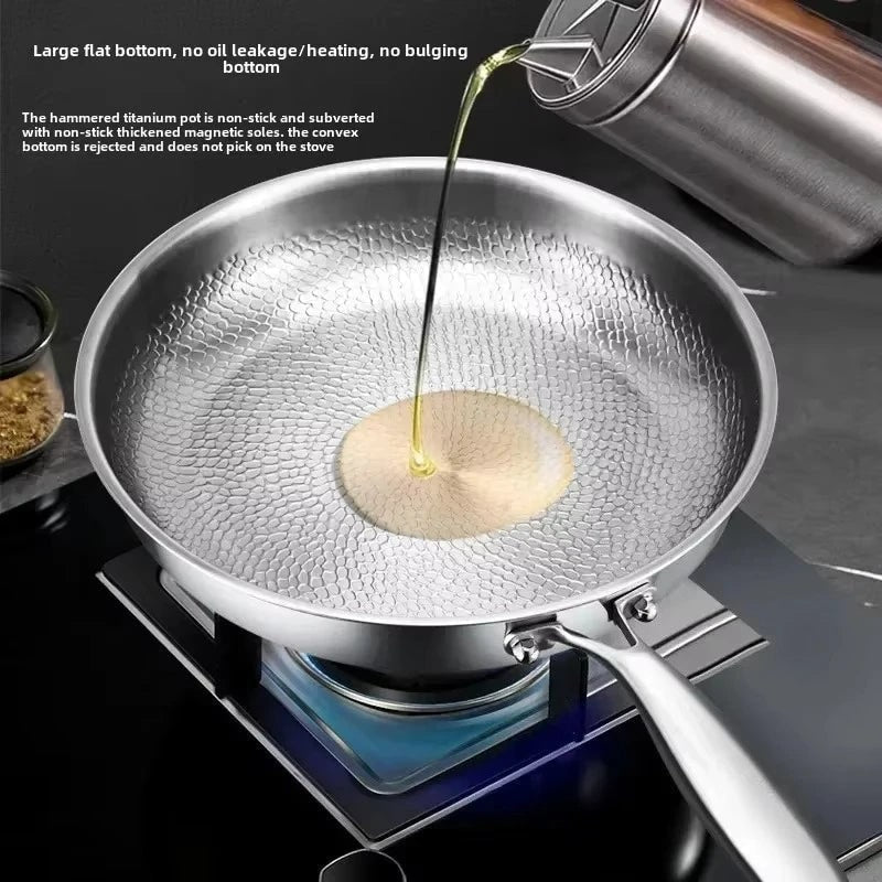 Poêle en acier inoxydable à intérieur martelé, compatible induction