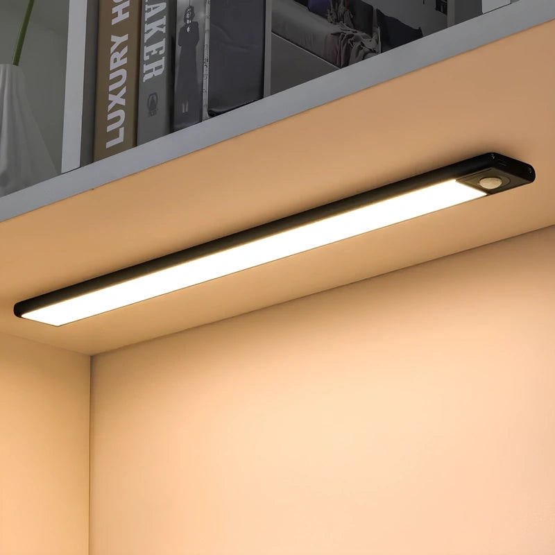 Barre lumineuse rechargeable sous meuble avec détecteur de mouvement