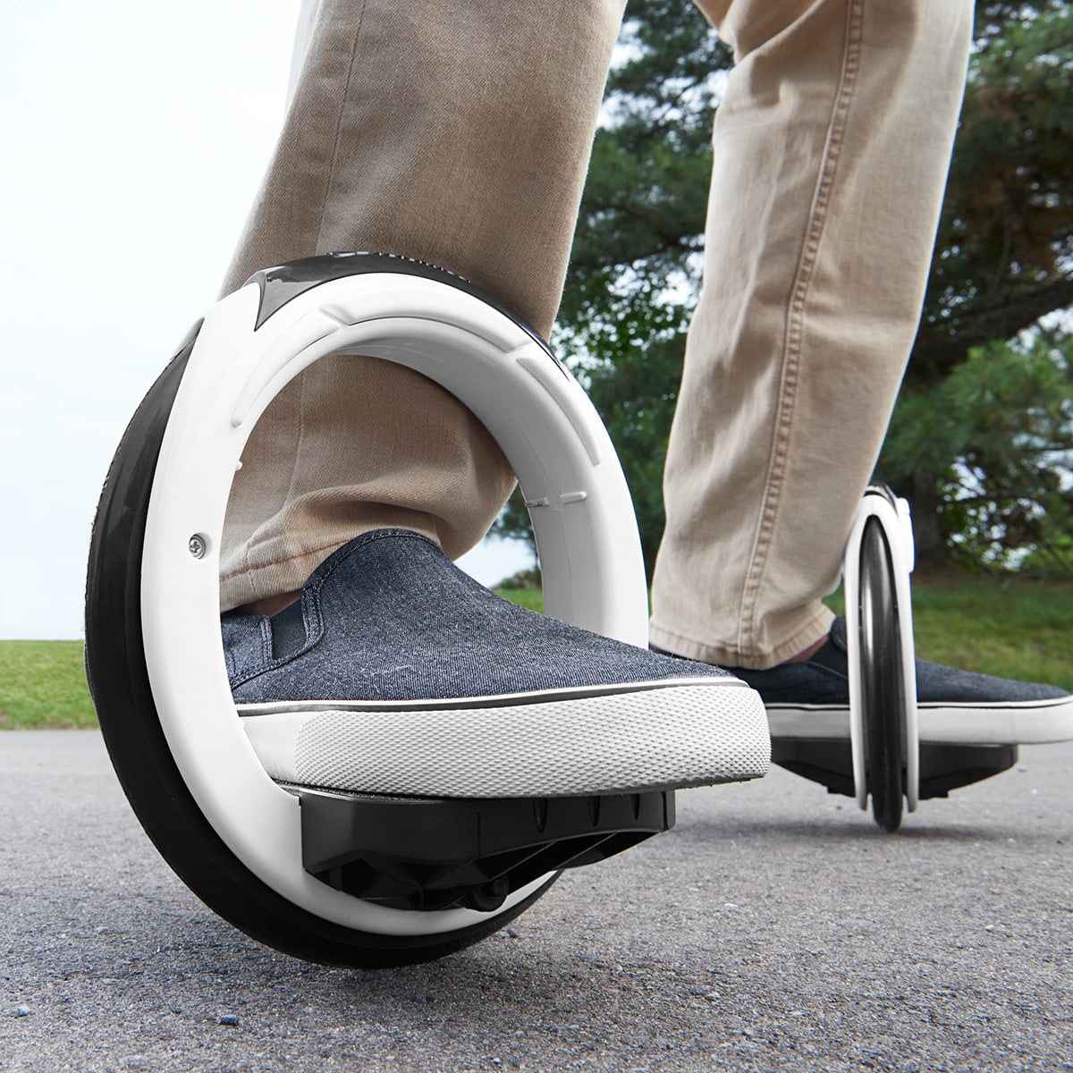 Patins circulaires sans planche avec plateformes antidérapantes