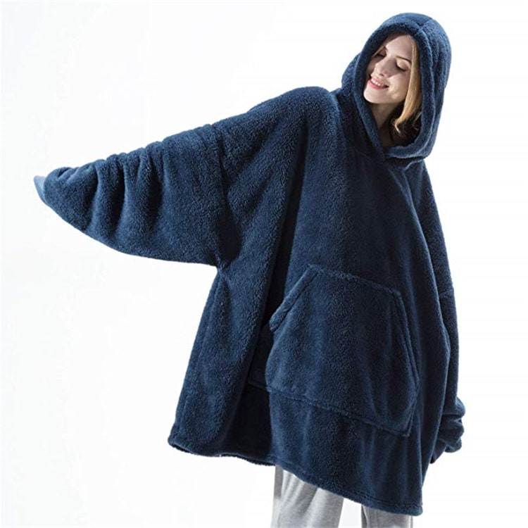 Couverture à capuche en polaire avec poche avant