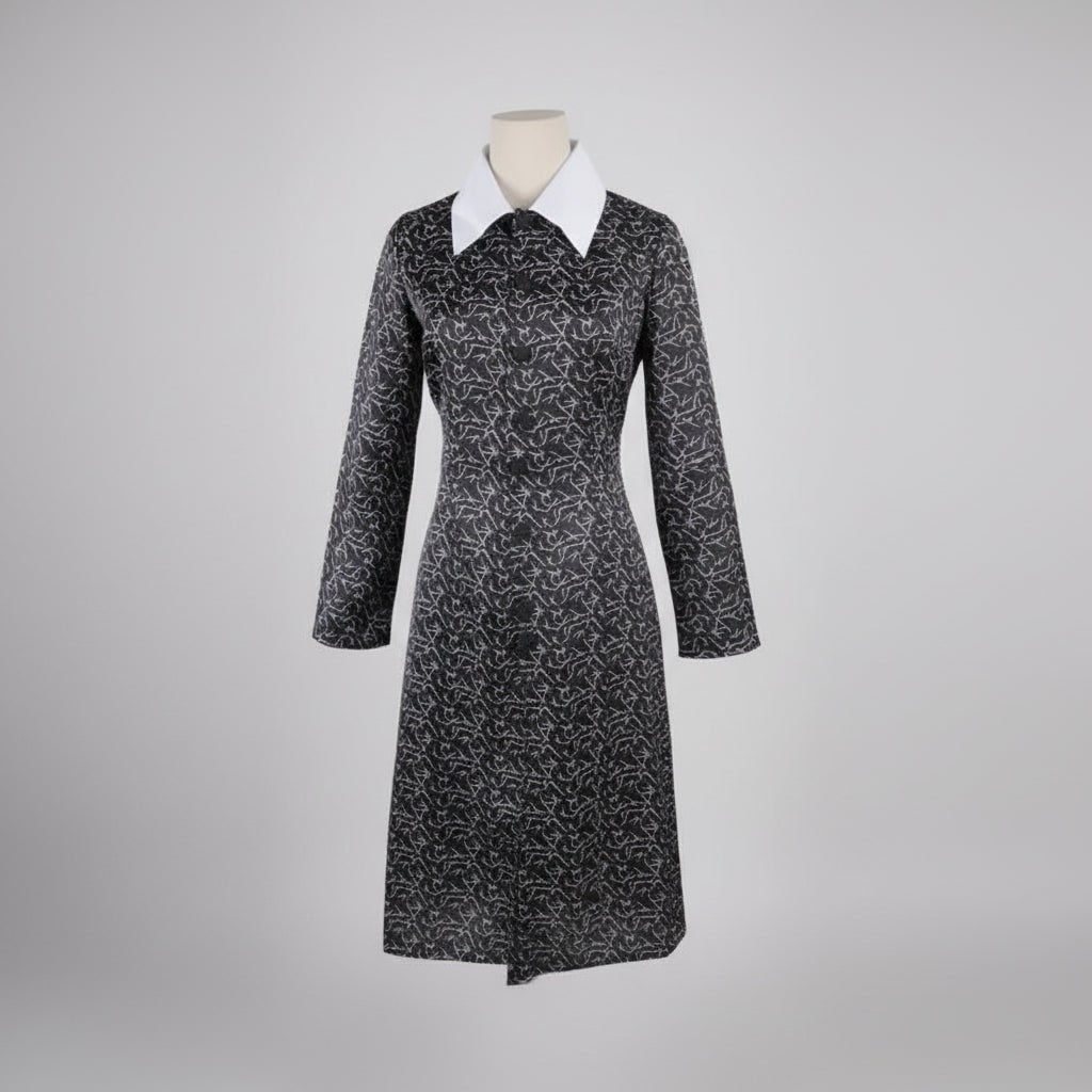 Robe de costume gothique à col blanc