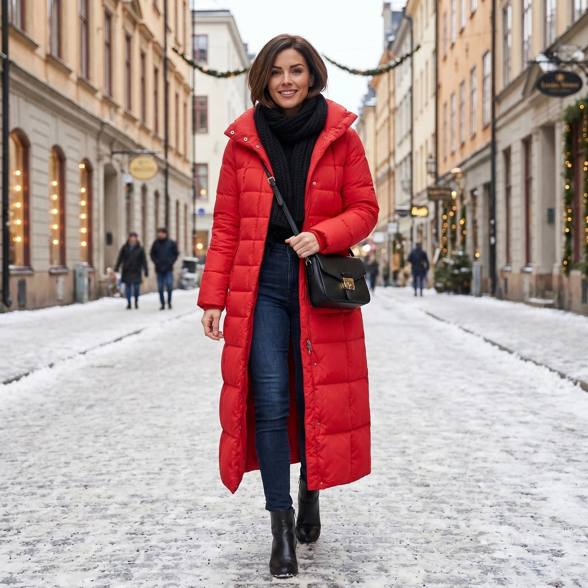 Manteau matelassé long pour femme avec capuche et ceinture
