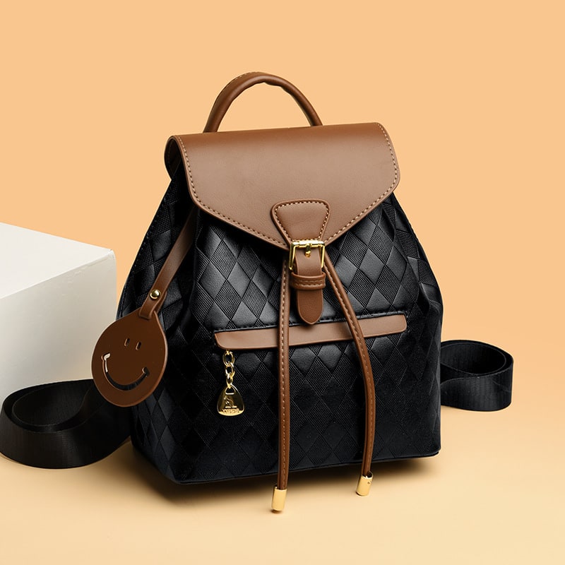 Mini sac à dos matelassé en similicuir avec cordon de fermeture